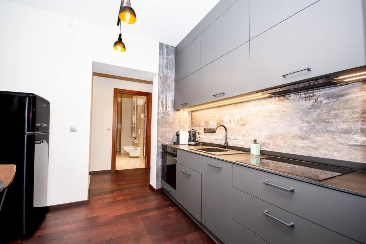 Apartment Inpoint 2-bedrooms With Private Garden And Free Parking Krakau